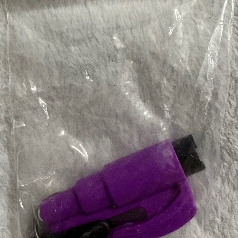 Multi-Color Emergency Keychain Tool Set - Picture 5 of 7